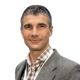 Max Khabur, CMO of SofiaHelp